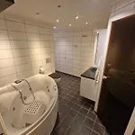 Spacious With 3 Bedrooms, 2 Bathrooms And Sauna In 220m2 Vadsø