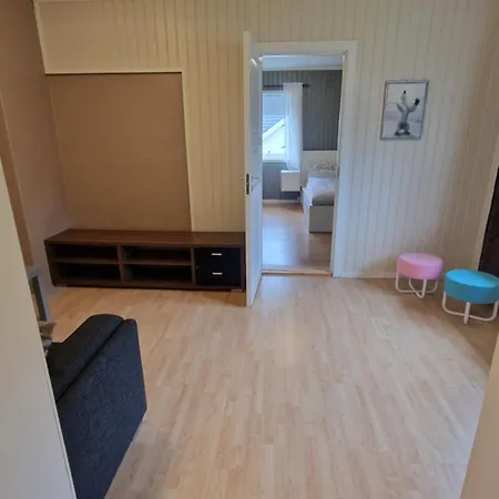 Spacious With 3 Bedrooms, 2 Bathrooms And Sauna In 220m2