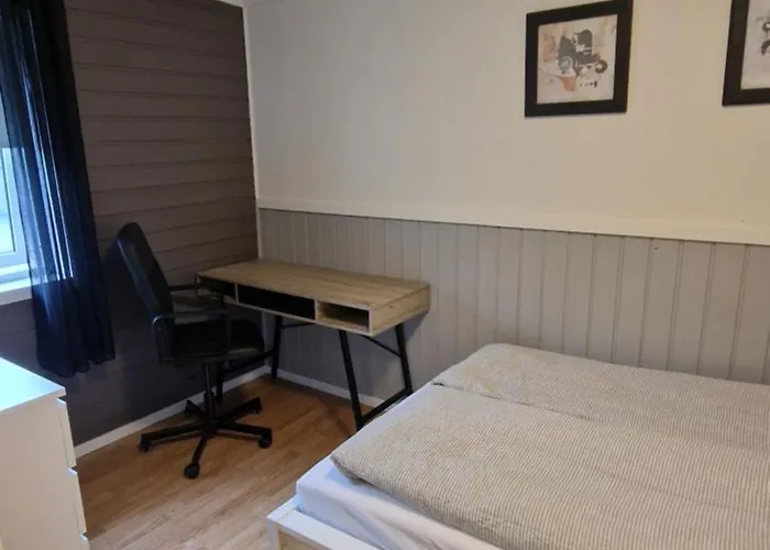 Spacious With 3 Bedrooms, 2 Bathrooms And Sauna In 220m2 Vadsø